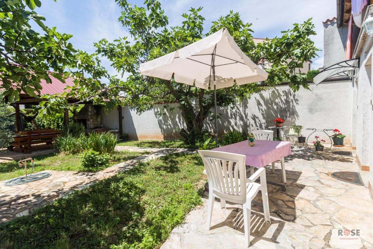 Apartment Laureta بوريتش المظهر الخارجي الصورة